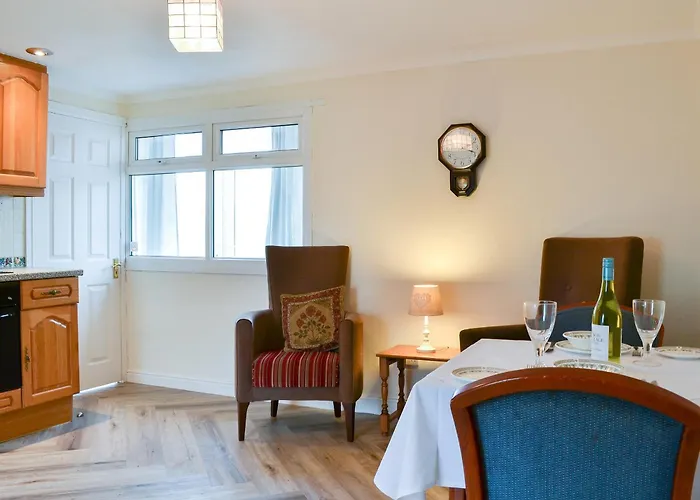 Lorna's At The Grange - Uk11565 * Mockerkin