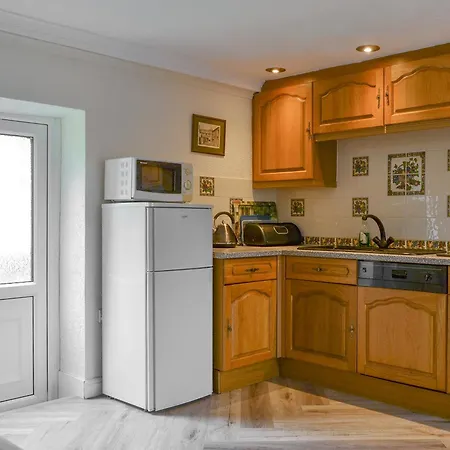 Lorna's At The Grange - Uk11565 Mockerkin